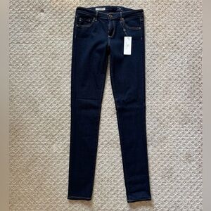 NWT AG Jeans. The Legging, Super Skinny. Size 27.